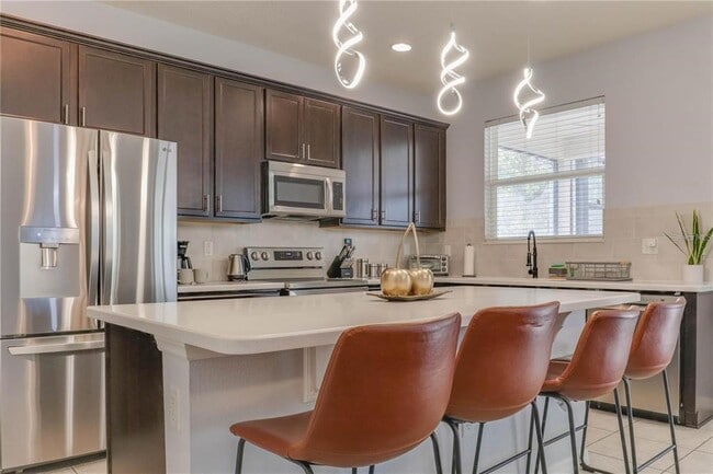 Building Photo - 4718 Blue Diamond St