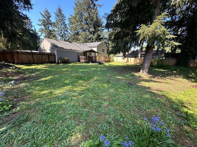 Building Photo - Charming 3 bedroom home in desirable Puyallup