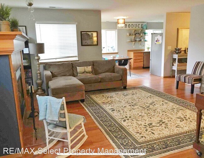 Building Photo - 3 br, 2.5 bath House - 304 Kirkland Ave SE