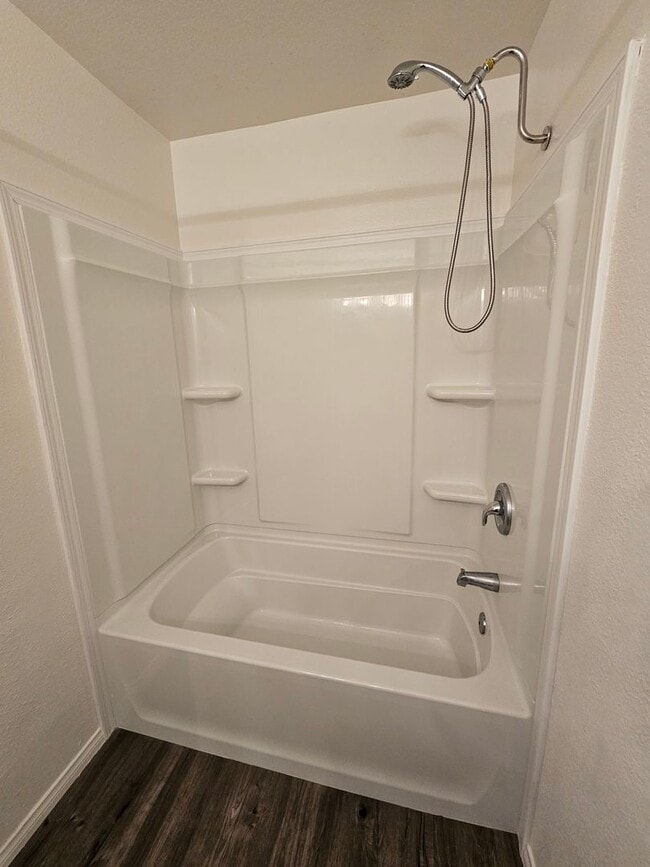Building Photo - Gated Community~$2,595~ 2 Bed/2.5 Bath End Unit Townhome.