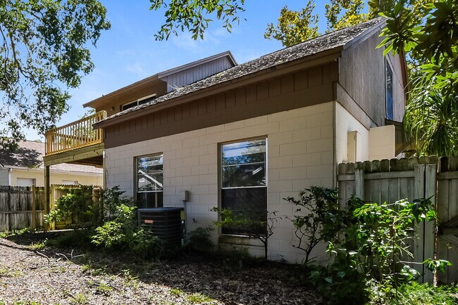 Building Photo - 1275 Pin Oak Dr