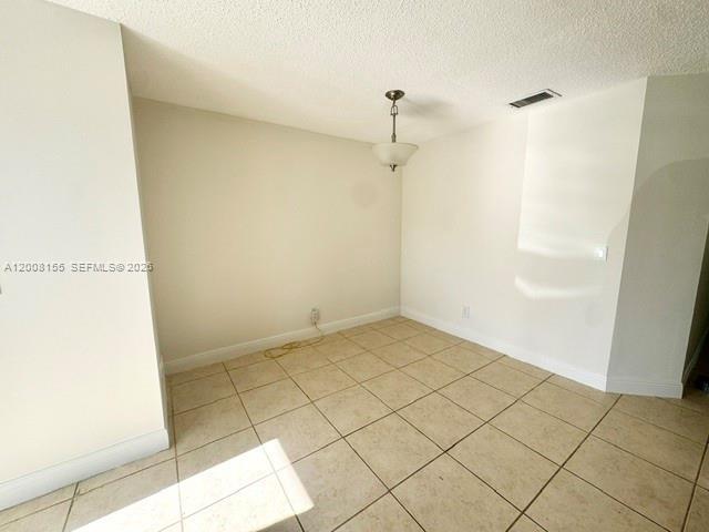 Building Photo - 833 NW 208th Terrace
