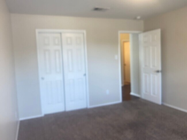 Building Photo - 3 BEDROOM, BELTON ISD