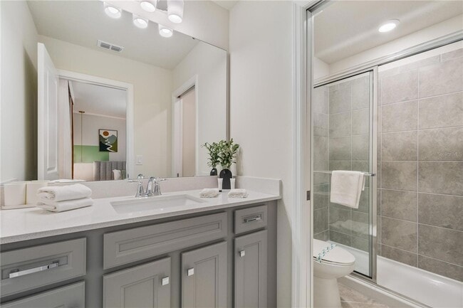 Building Photo - 15972 Sandy Cliffs Dr