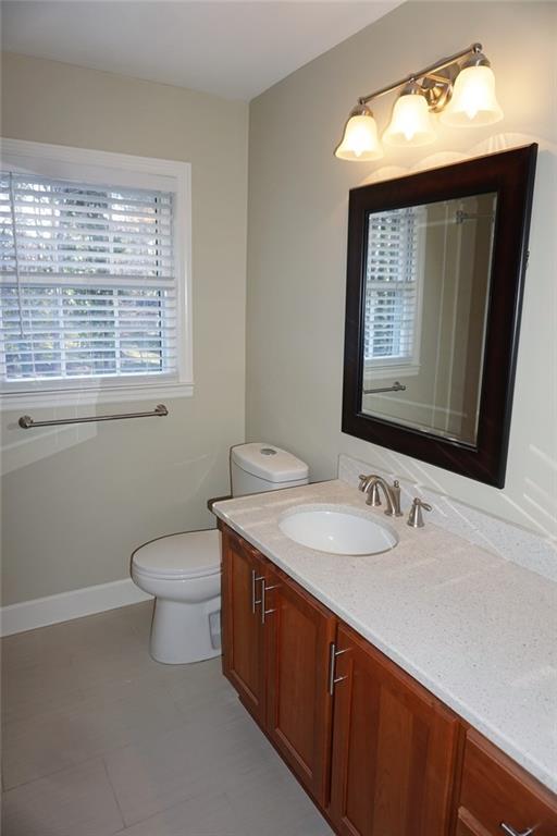 Building Photo - 1140 Falstaff Dr