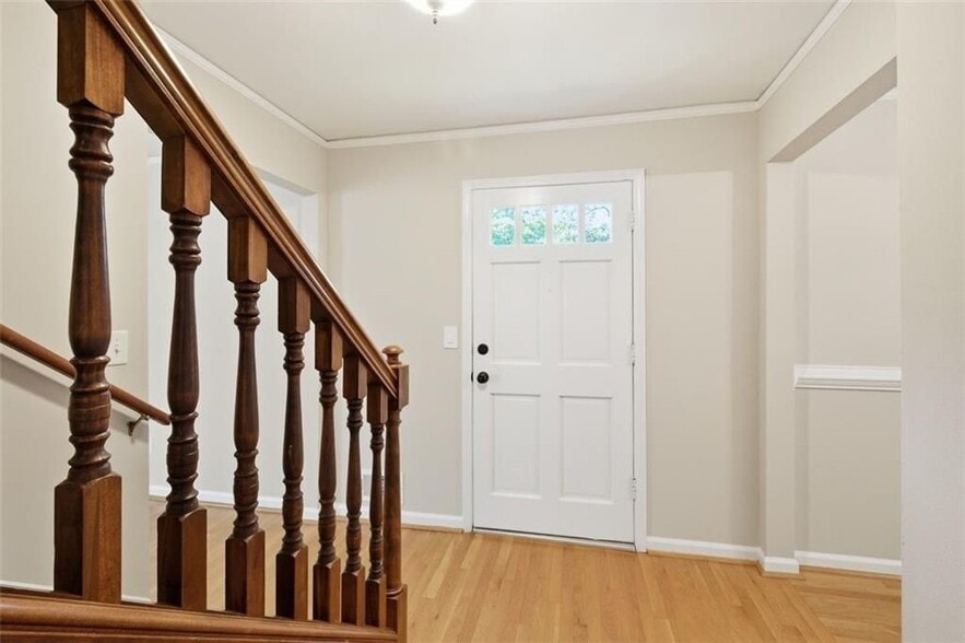 Building Photo - 435 Stonebridge Dr