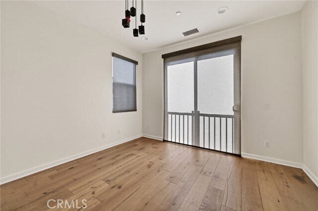 Building Photo - 1015 Somerton Dr