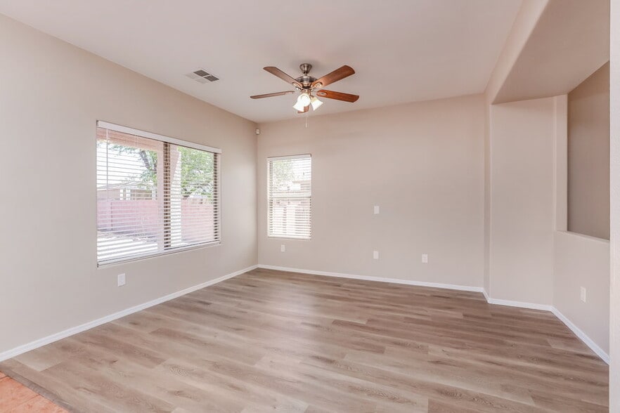 Building Photo - 7769 S Delia Stone Ct