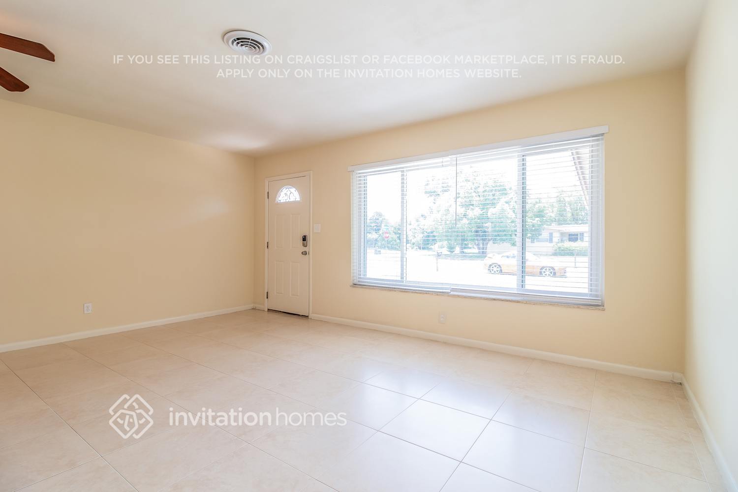 Building Photo - 610 Zinnia Dr