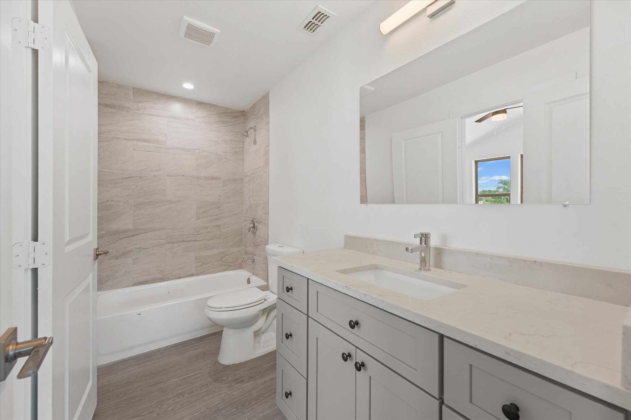 Building Photo - 3763 Wenatche Dr