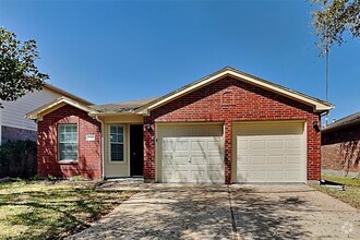 Building Photo - 21106 Somerset Park Ln