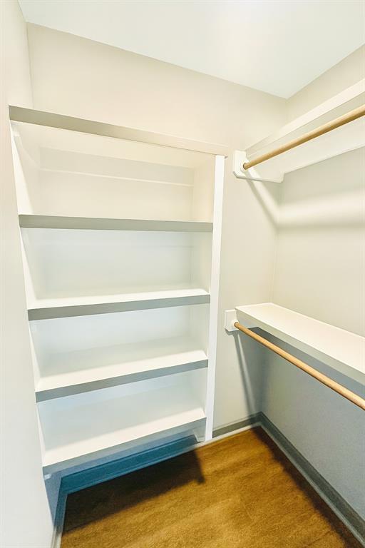 Building Photo - 200 Maple Ln