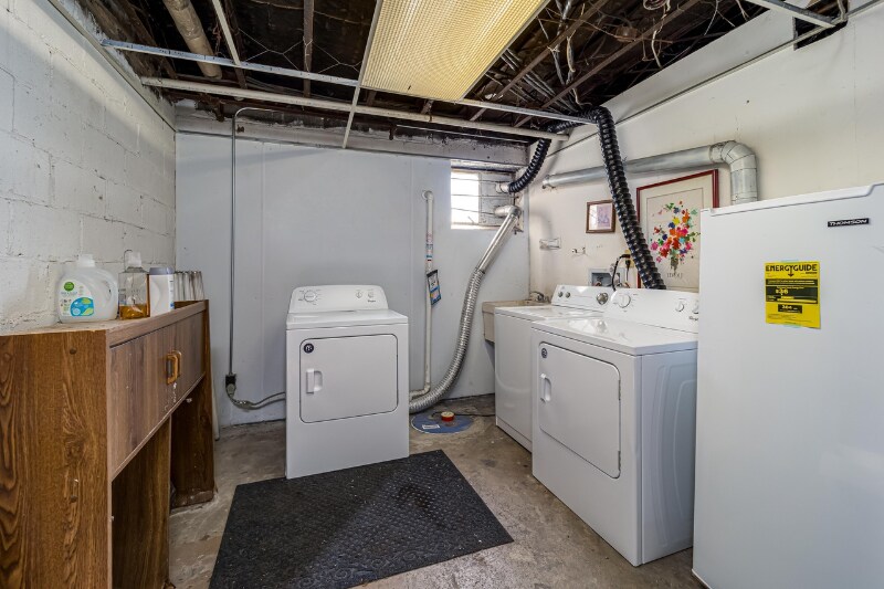 Building Photo - 1408 Broadway St