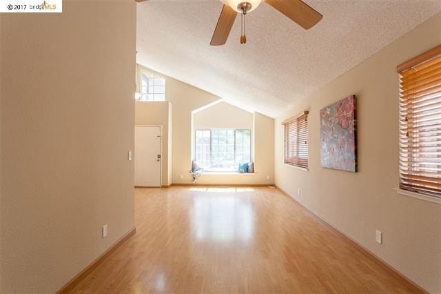 Building Photo - There Is No Place Like Home Like a Big Home