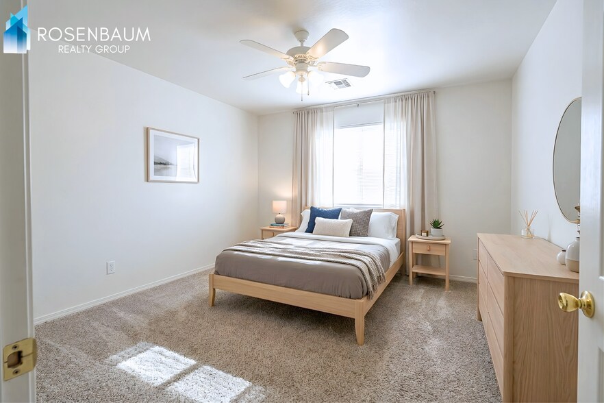 Building Photo - Charming 2-bedrooms, 1.5-baths two story duplex home in Prescott Valley!