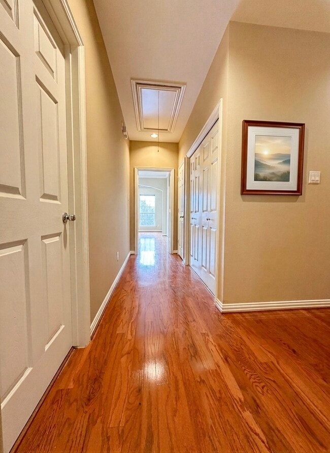 Building Photo - 7202 Harmony Cove