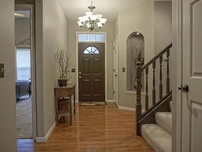 Building Photo - Here is your chance for a fancy 4 bedroom,...