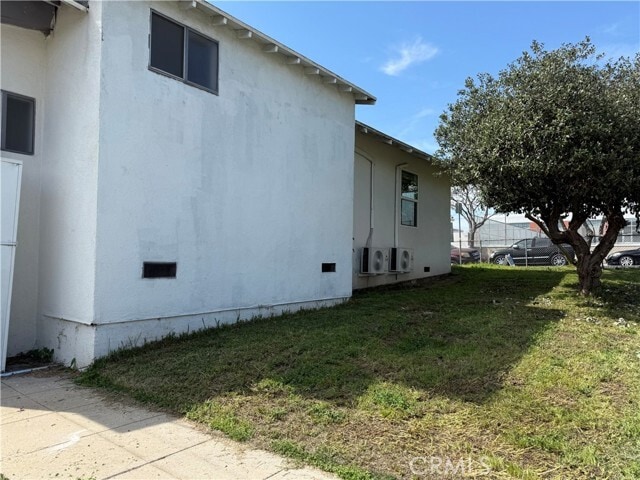 Building Photo - 460 S Mott St