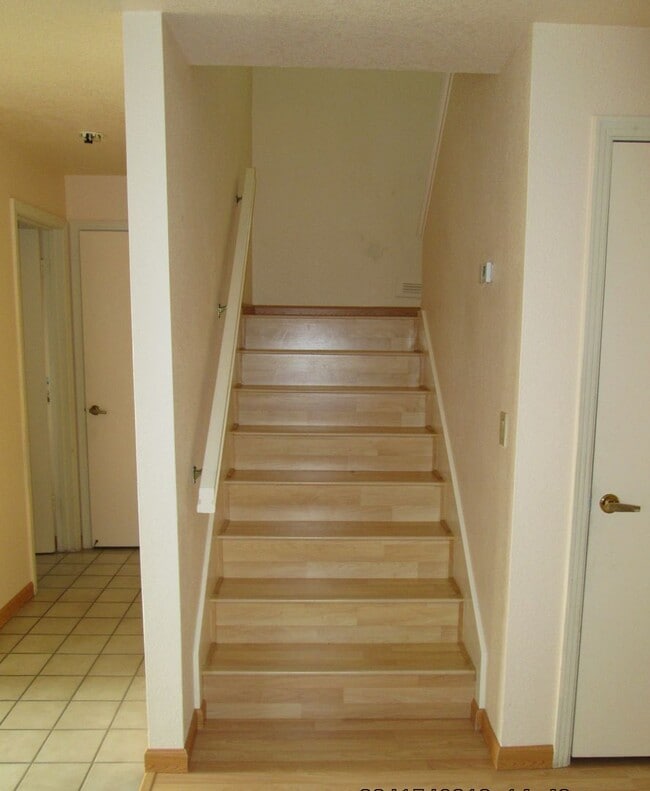 Building Photo - 614 Countryside Dr