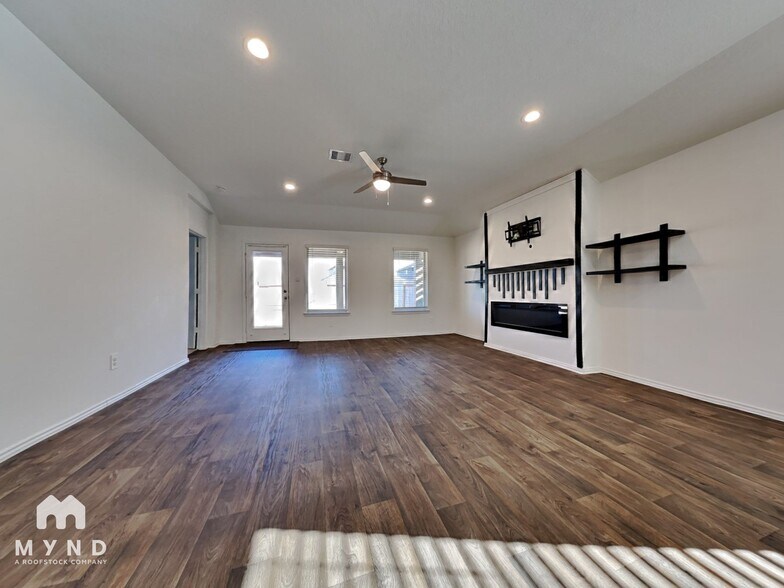 Building Photo - 16034 Jordan Mdw Wy