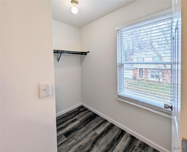 Building Photo - 263 Spencer Pl