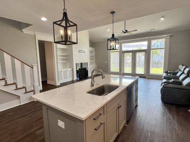 Building Photo - Coming soon!! Beautiful 3-Bedroom, 2.5-Bat...