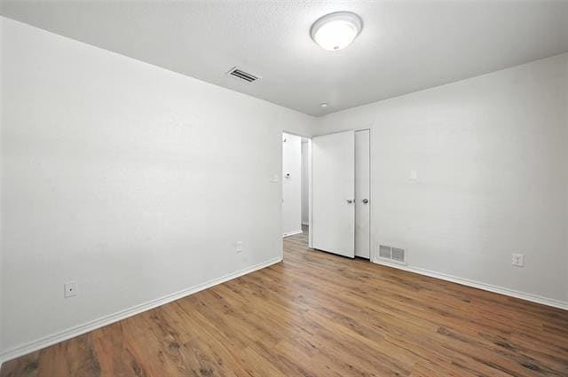 Building Photo - 1203 River Oaks Dr
