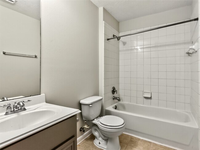 Building Photo - 4914 Jasmine Meadows Ln