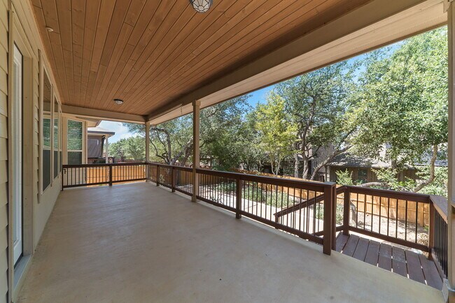 Building Photo - 26923 Camellia Trce