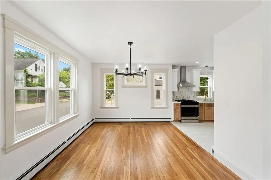 Building Photo - 1314 Chalkstone Ave