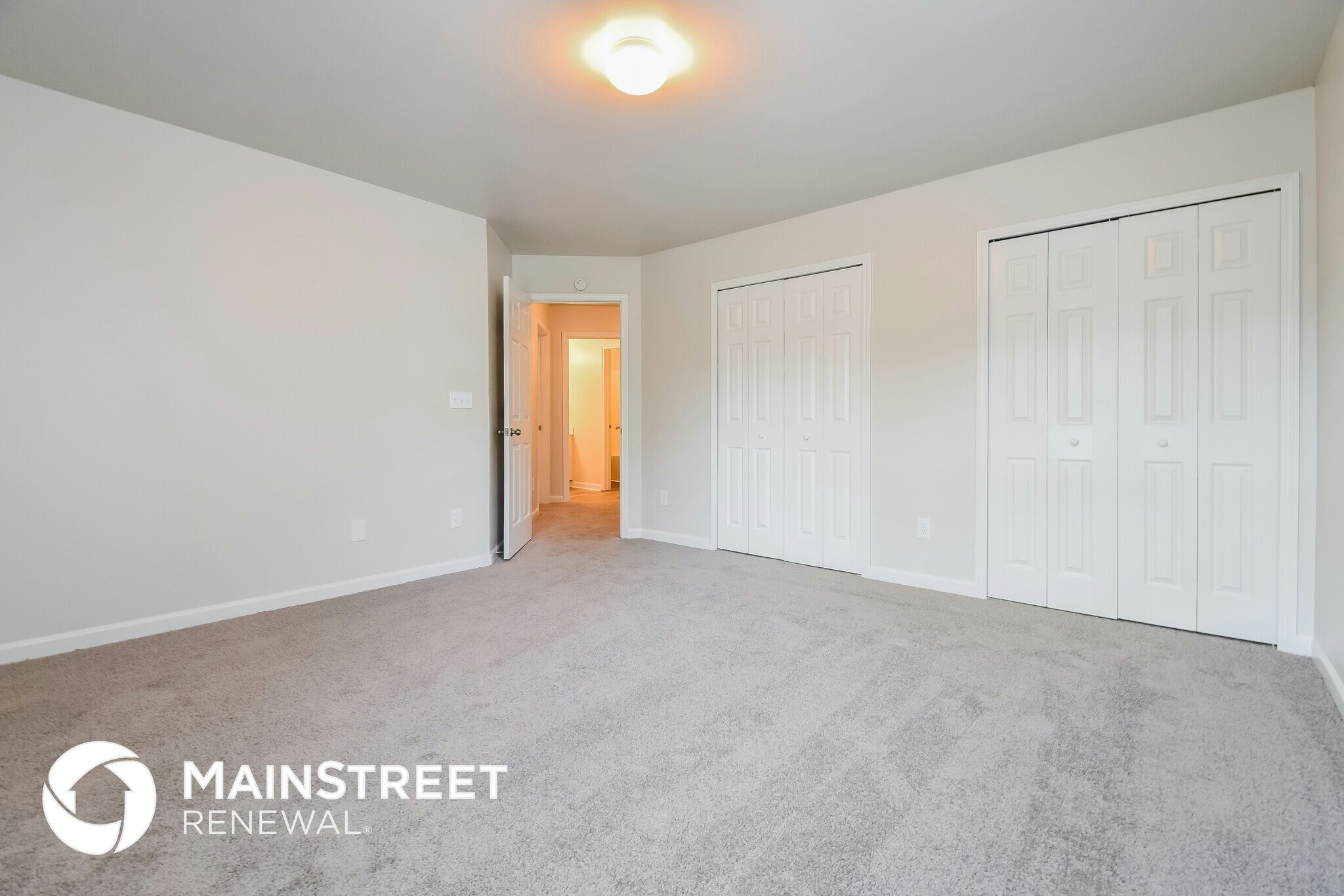 Building Photo - 8904 Crestview Cir