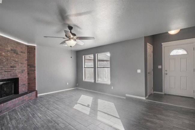 Building Photo - 2817 Green Canyon Dr