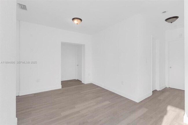 Building Photo - 3051 NW 77th St