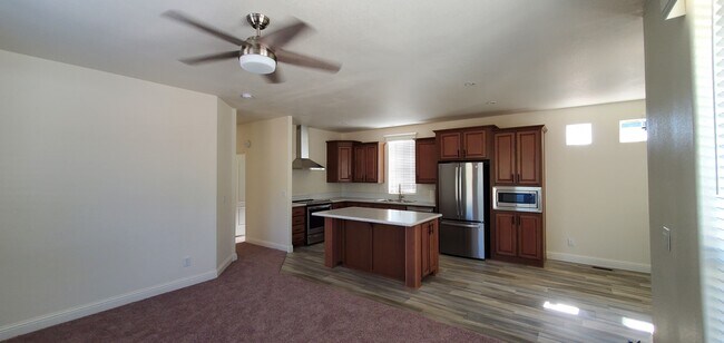 Primary Photo - 10712 Valle Vista Rd