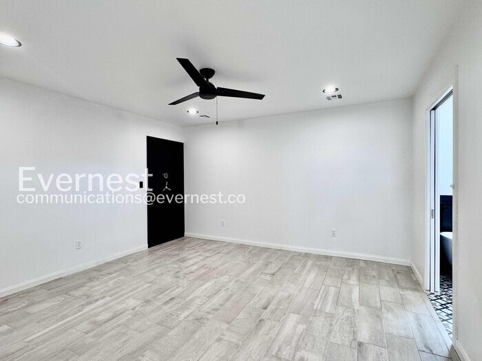 Building Photo - 20381 Ferguson Rd