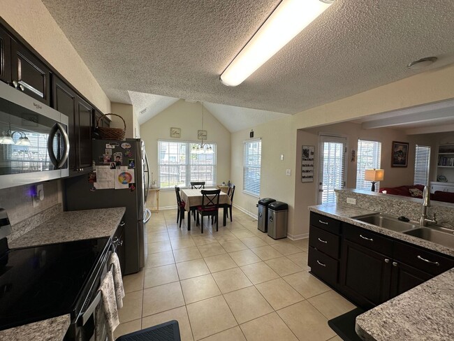 Building Photo - Call Amanda Tate at (757)289-6810 for more information