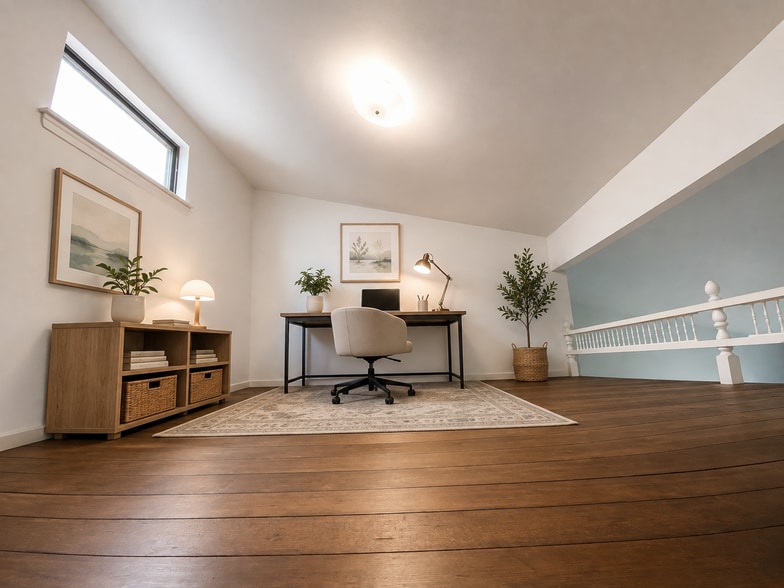 Loft - 89 Olcott Way