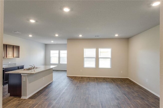 Building Photo - 15201 Siberian Elm Ln