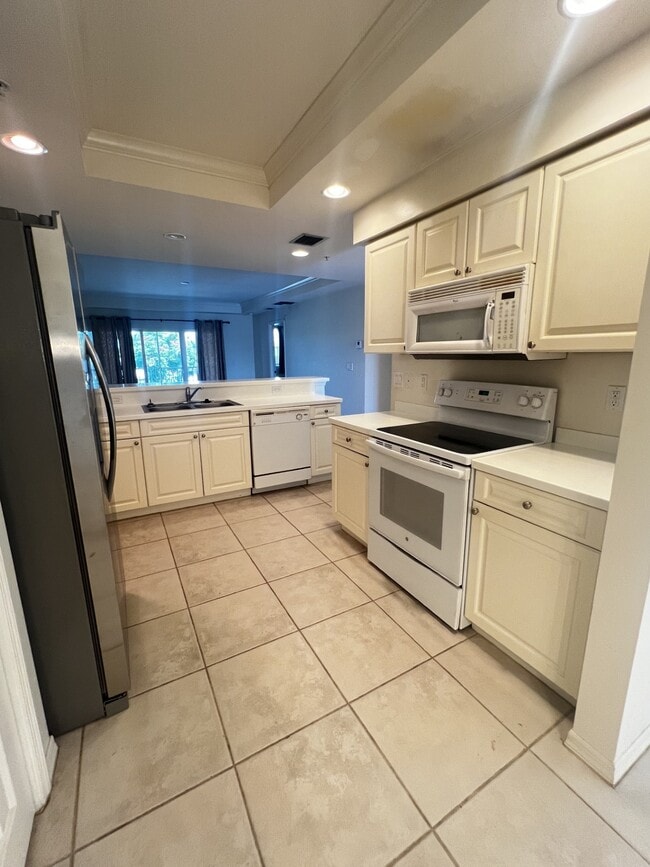Building Photo - 1785 Four Mile Cove Pkwy
