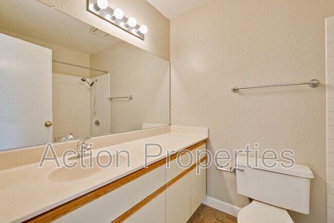 Building Photo - 1341 Meadow Ridge Cir