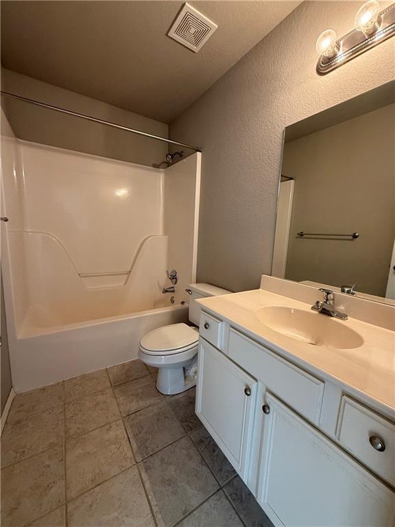 Building Photo - 950 Honeysuckle Dr