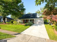 Building Photo - 4326 Mariner Ln