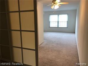 Building Photo - 833 Bloomfield Village Blvd