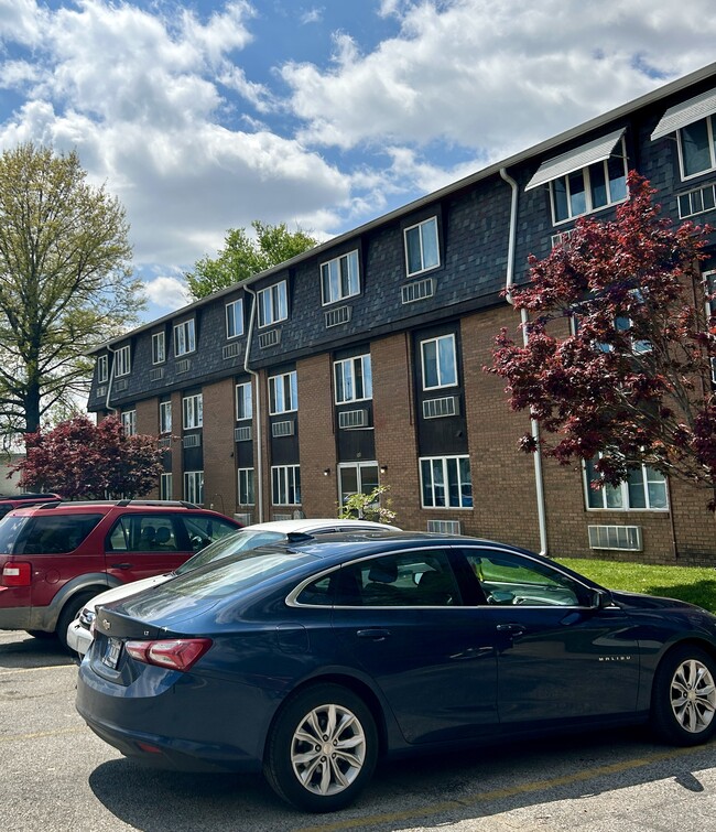 Building Photo - Capehart Manor Apartments