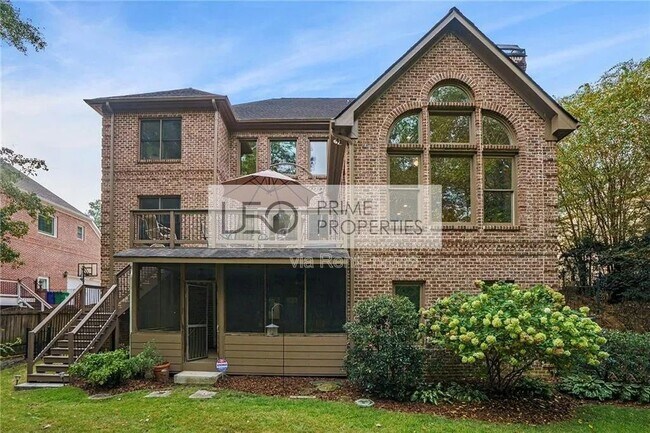 Primary Photo - 2262 Meadowvale Dr NE