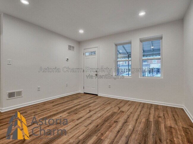 Building Photo - 203 Chestnut St