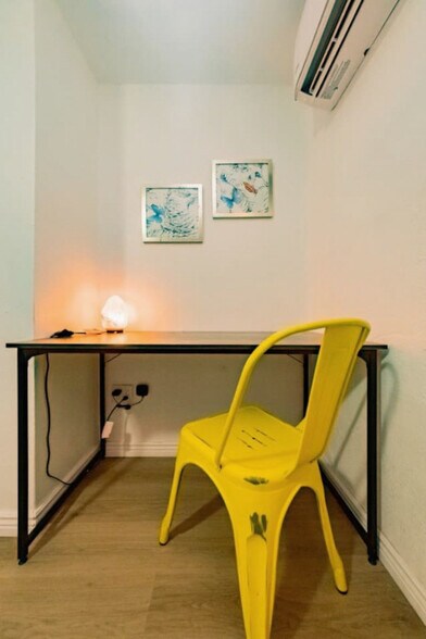 Building Photo - 170 E 100 N