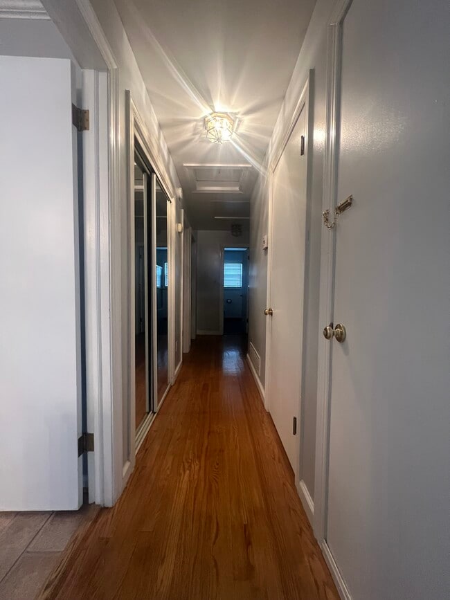 Building Photo - 26032 Townfield Dr