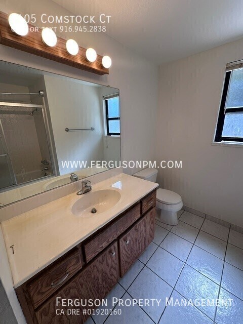 Building Photo - 5405 Comstock Ct