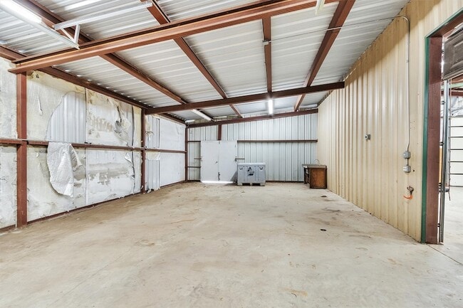 Building Photo - 14699 McCaleb Rd